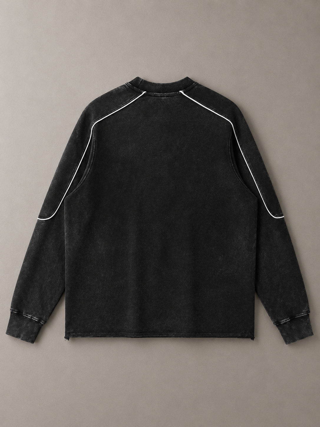 MINERAL WASH PIPING RAW HEM SWEATSHIRT